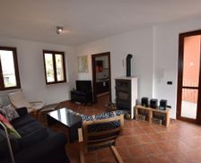 Italy Piedmont Belvedere Langhe vacation rental compare prices direct by owner 30054616