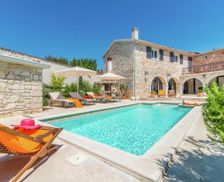 Croatia Istria Vrsar vacation rental compare prices direct by owner 24881156