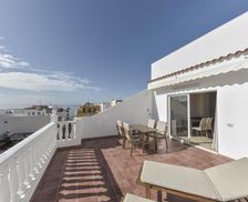 Spain Tenerife Playa de San Juan vacation rental compare prices direct by owner 14814006
