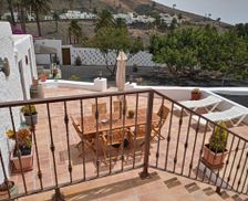 Spain Lanzarote Haría vacation rental compare prices direct by owner 27308544