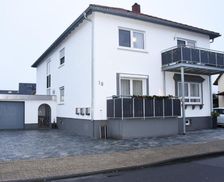 Germany Hessen Alsbach-Hähnlein vacation rental compare prices direct by owner 13991344