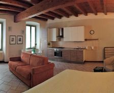 Italy Lombardy Vimercate vacation rental compare prices direct by owner 26725971