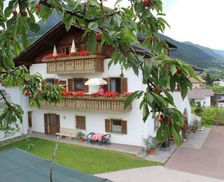 Italy Trentino Alto Adige Tesimo vacation rental compare prices direct by owner 14248006