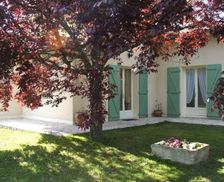 France Midi-Pyrénées Montpezat-de-Quercy vacation rental compare prices direct by owner 13973709