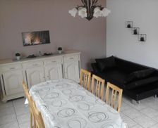 France Nord-Pas-de-Calais Lens vacation rental compare prices direct by owner 13750160