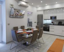 Spain Community of Madrid Madrid vacation rental compare prices direct by owner 11389112