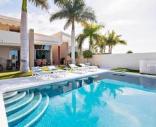 Spain Tenerife Adeje vacation rental compare prices direct by owner 32974259