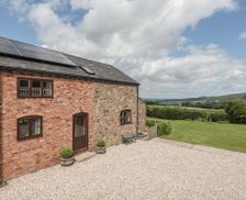United Kingdom Shropshire Bromlow vacation rental compare prices direct by owner 4302438
