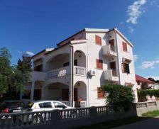 Croatia Dalmatien Sabunike vacation rental compare prices direct by owner 4596751