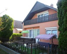 Hungary Balaton Balatonfenyves vacation rental compare prices direct by owner 4463750