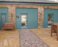 United Kingdom Peak District Sheffield vacation rental compare prices direct by owner 4295422