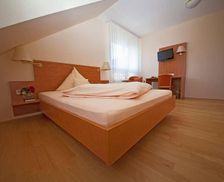 Germany Baden-Württemberg Waldbronn vacation rental compare prices direct by owner 16118693