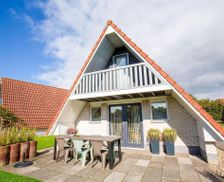 Netherlands Friesland Anjum (Lauwersmeer) vacation rental compare prices direct by owner 11696319