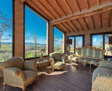 Italy Tuscany San Quirico dʼOrcia vacation rental compare prices direct by owner 13932547