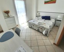 Italy Lombardy Manerba del Garda vacation rental compare prices direct by owner 18748401