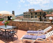 Italy Liguria Dolcedo vacation rental compare prices direct by owner 6364654