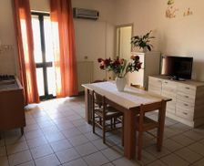 Italy Provincia di Lecce Racale vacation rental compare prices direct by owner 15796053