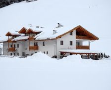 Italy Trentino Alto Adige Cadipietra vacation rental compare prices direct by owner 17945875