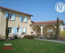 France Auvergne-Rhône-Alpes Chalain-le-Comtal vacation rental compare prices direct by owner 19557198