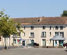 France Limousin Bussière-Poitevine vacation rental compare prices direct by owner 26400485