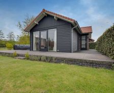 Netherlands Zeeland Kattendijke vacation rental compare prices direct by owner 4873066