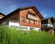 Austria Vorarlberg Schwarzenberg vacation rental compare prices direct by owner 25082008