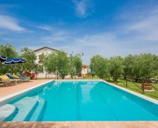 Italy Tuscany Toiano vacation rental compare prices direct by owner 14405864
