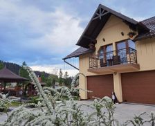 Romania Suceava Vama vacation rental compare prices direct by owner 13997359