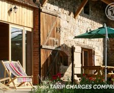 France Auvergne-Rhône-Alpes Saint-Romain-d'Urfé vacation rental compare prices direct by owner 4040029