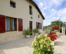 France Nouvelle-Aquitaine Saint-Michel-de-Double vacation rental compare prices direct by owner 4193594