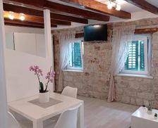 Croatia Ciovo Island Trogir vacation rental compare prices direct by owner 15310383