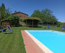 Italy Tuscany San Rocco a Pilli vacation rental compare prices direct by owner 5609402