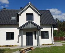 Poland Warmia-Masuria Pelnik vacation rental compare prices direct by owner 14340165