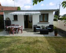 France Centre Saint-Julien-sur-Cher vacation rental compare prices direct by owner 13919573