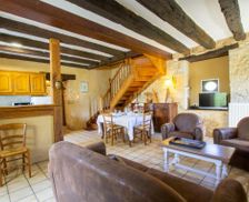 France Nouvelle-Aquitaine Saint-Aubin-de-Nabirat vacation rental compare prices direct by owner 3960022