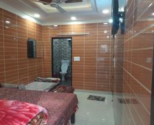 India Delhi NCR New Delhi vacation rental compare prices direct by owner 6628992