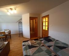 Poland Lubelskie Bondyrz vacation rental compare prices direct by owner 19273291