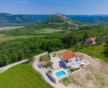 Croatia Istria Motovun vacation rental compare prices direct by owner 5610206