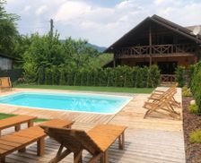 Ukraine Chernivtsi Region Vyzhnytsya vacation rental compare prices direct by owner 13956301