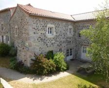 France Auvergne-Rhône-Alpes Rauret vacation rental compare prices direct by owner 3946202