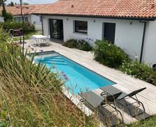 France Nouvelle-Aquitaine Saint-Jean-de-Luz vacation rental compare prices direct by owner 4231450