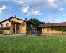 Italy Piedmont Valperga vacation rental compare prices direct by owner 14311418