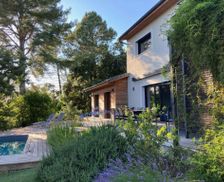 France Languedoc-Roussillon Saint-Julien-de-Peyrolas vacation rental compare prices direct by owner 19173871