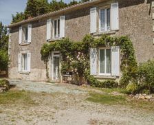 France Pays de la Loire La Caillère vacation rental compare prices direct by owner 14213281