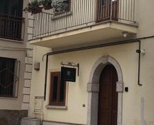 Italy Campania Taurasi vacation rental compare prices direct by owner 13922209