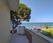 Italy Abruzzo Pineto vacation rental compare prices direct by owner 6263254