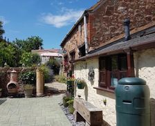 United Kingdom Somerset Williton vacation rental compare prices direct by owner 18984256