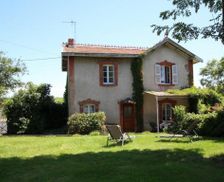 France Auvergne-Rhône-Alpes Bournoncle-Saint-Pierre vacation rental compare prices direct by owner 10144311