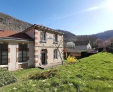 France Auvergne-Rhône-Alpes Saint-Julien-des-Chazes vacation rental compare prices direct by owner 4194952