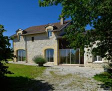 France Nouvelle-Aquitaine Saussignac vacation rental compare prices direct by owner 3916903